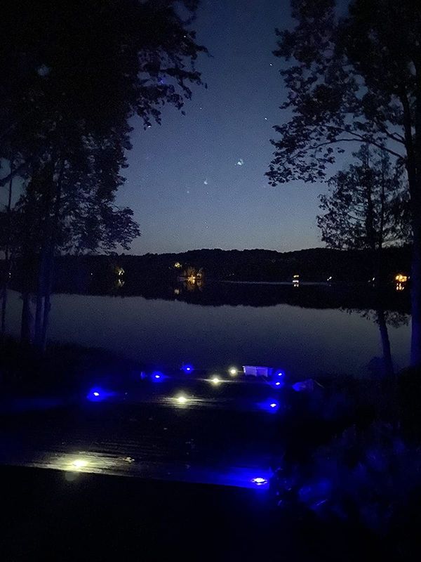 Fahrstraßen-führte drahtlose Solardock-Licht-Runde Markierung im Freien für Gehweg 110*22.5 Millimeter