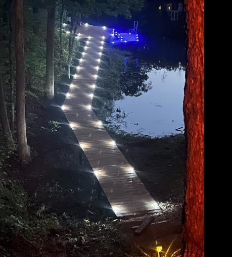 Aluminiumsolarstraße im Freien verziert Plattform-Lichter 110 * 22.5mm 140 MAH For Garden die Bahn