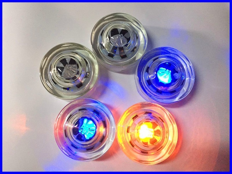 Wasserdichtes Katzen-Auge-Straßenreflektor LED Außen Solar Straßen-Stud-Sicherheitsweg Blitzlampen