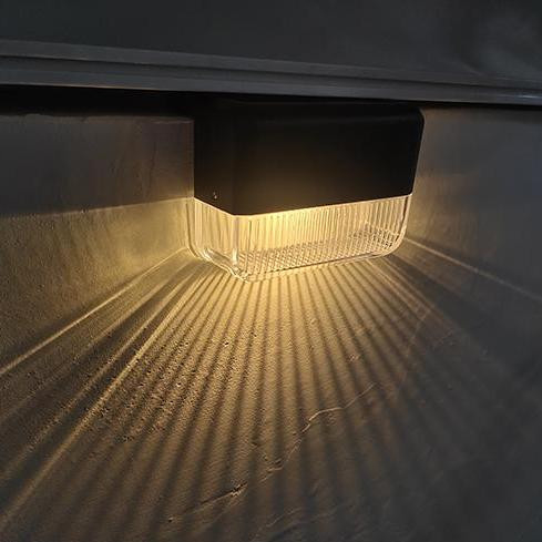 Outdoor Kleine Super helle moderne Solar LED Straßenleuchte Balkon Wasserdichte Garten Solarlampe