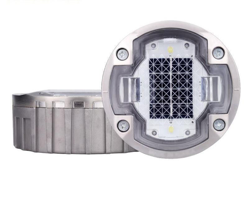 Solar-LED-Aluminiumlegierung PC-Straßenstangen IP68 Wasserdicht 2V Spannung 0,825KG Lichtquelle