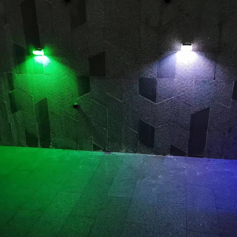 LED-Solarwandleuchte mit ABA PC Shell RGB Atemmodus für Außenbeleuchtung