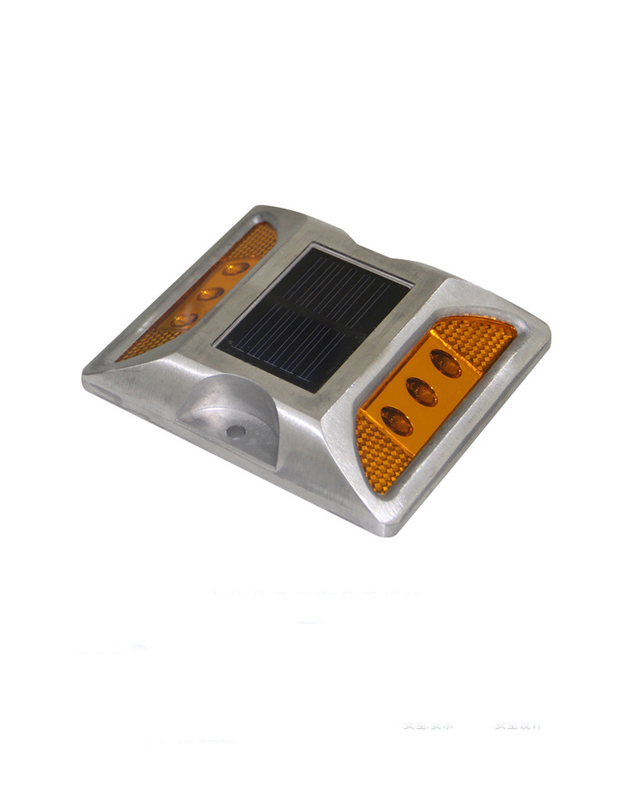 Weiß Gelb Rot Blau Grün 330g 2V LED Solarstraßenstangen Arbeitstemperatur -20C-70C Aluminiumlegierung