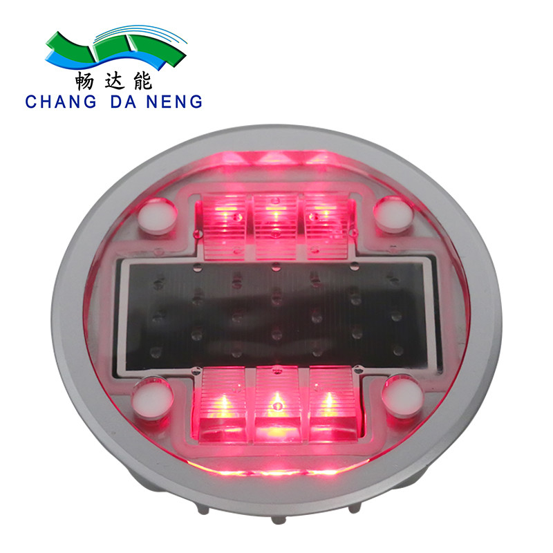 136*52mm Größe Superhelle Solar-LED-Begrabene Straßenmarker mit IP68-Wasserdichtheit