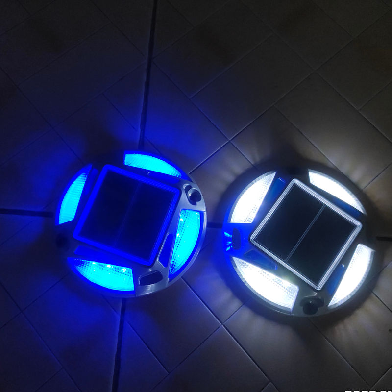 Warme weiße Solarstraßenstange mit 12 LEDs für Verkehrssicherheit und Auffahrtsbeleuchtung